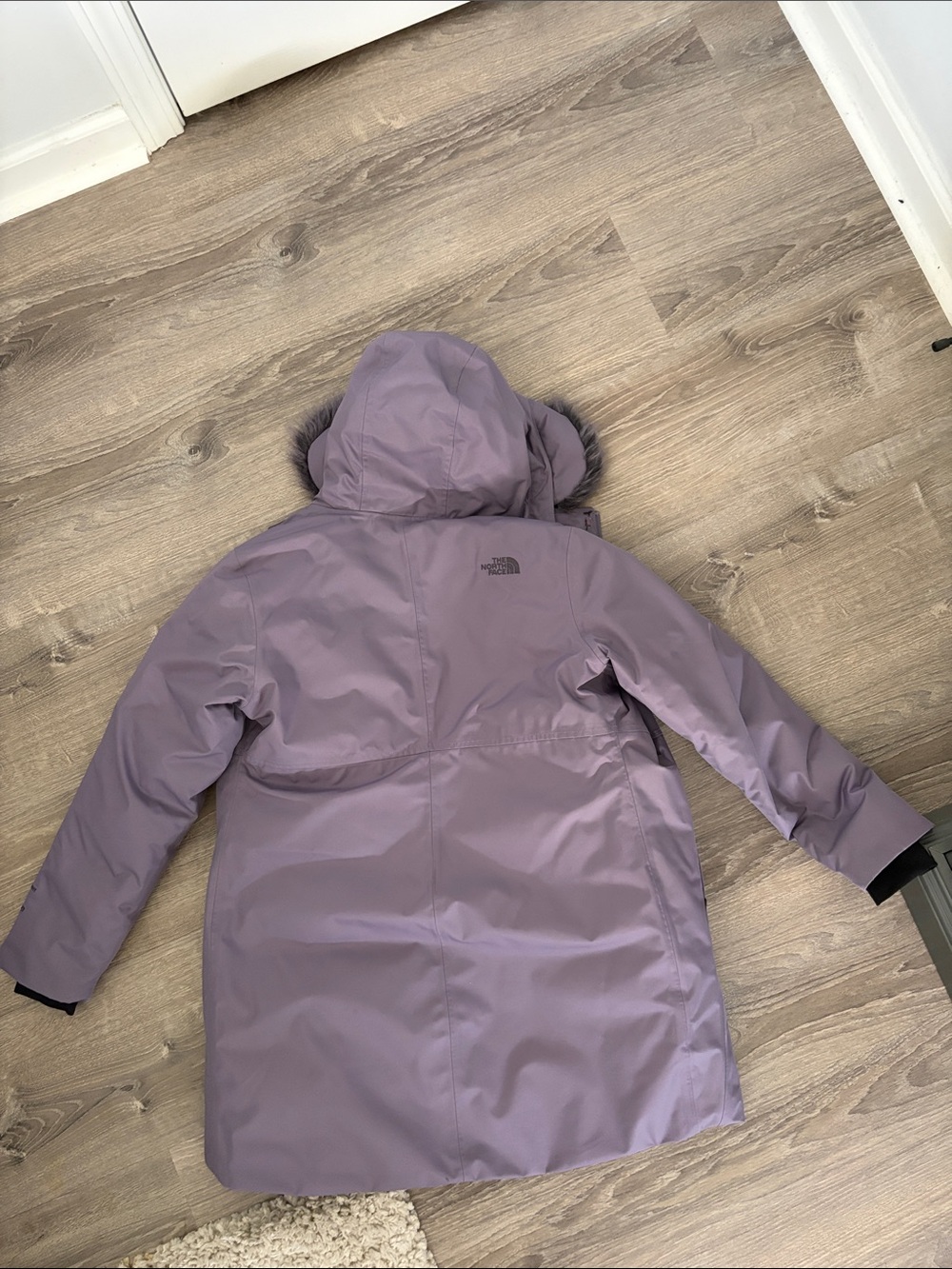 The North Face Lavender Women's Insulated Parka with Faux Fur Hood - Picture 10 of 15